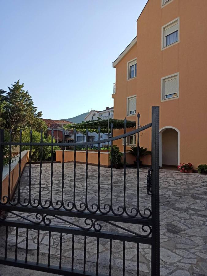 Apartments Parapid Budva Luaran gambar