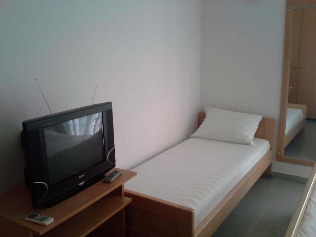 Apartments Parapid Budva Bilik gambar