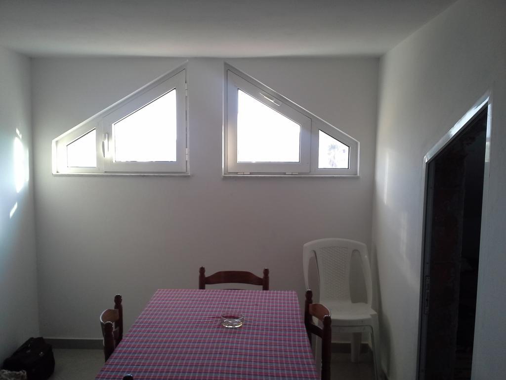 Apartments Parapid Budva Bilik gambar